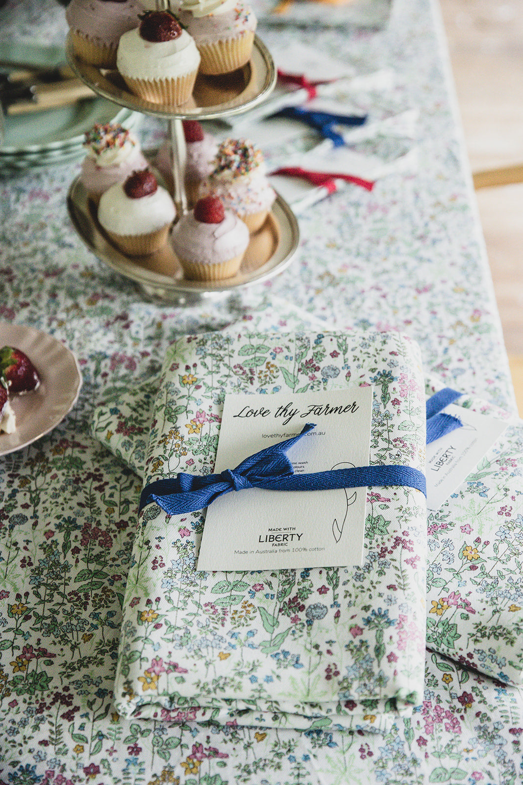 Liberty Fabric Tablecloth (Large 280cm)
